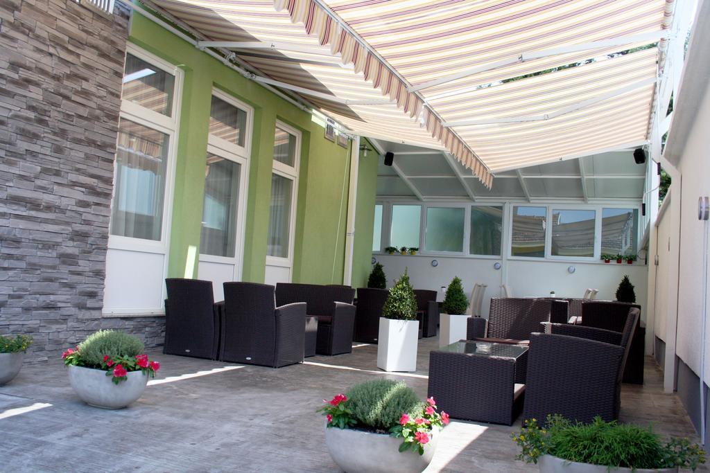Pansion Komfor Fitea Osijek Ngoại thất bức ảnh